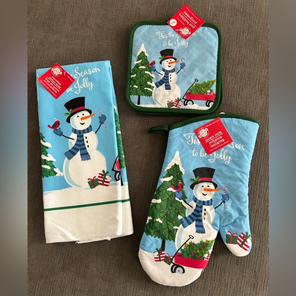 Kitchen Bundle Snowman: 2 Potholder, 1 Oven Mit, 1 Kitchen towel